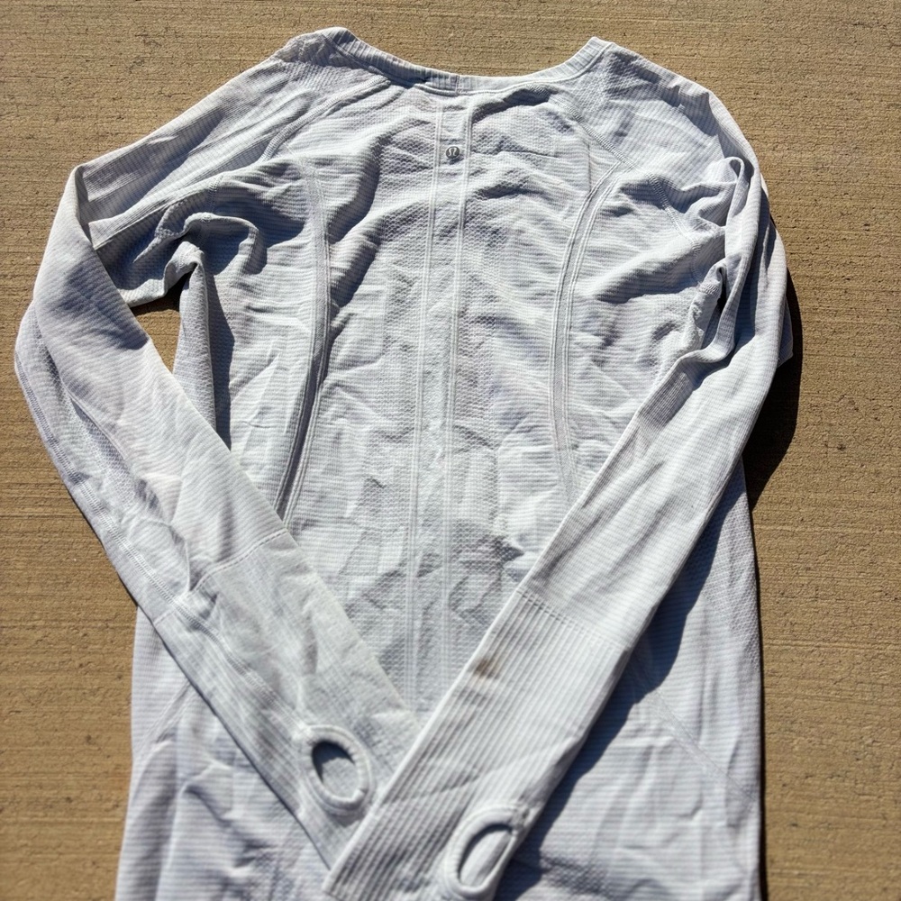 White Lululemon Swiftly Tech Long Sleeve